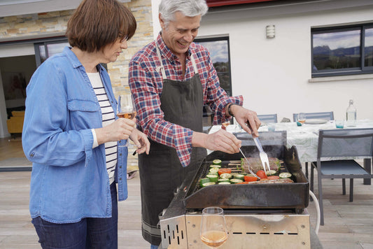 Why Every Man Needs to Clean the Grill After BBQ (And Not Leave It to His Wife)?